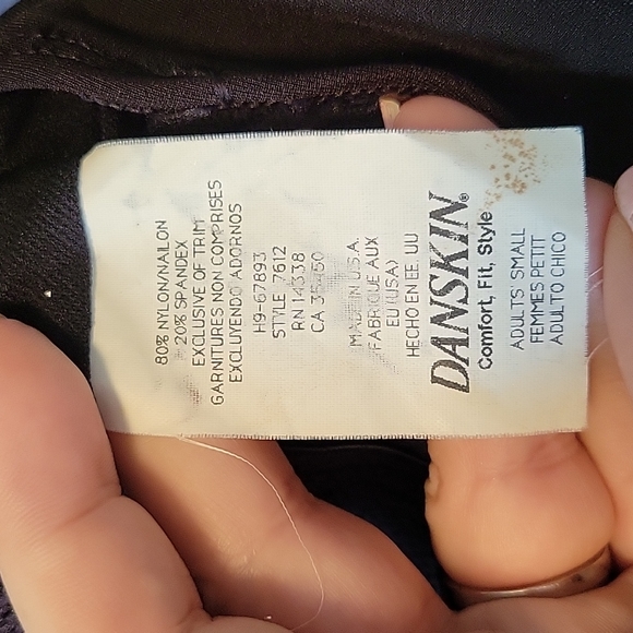 Danskin black  crop tank small - Picture 5 of 6